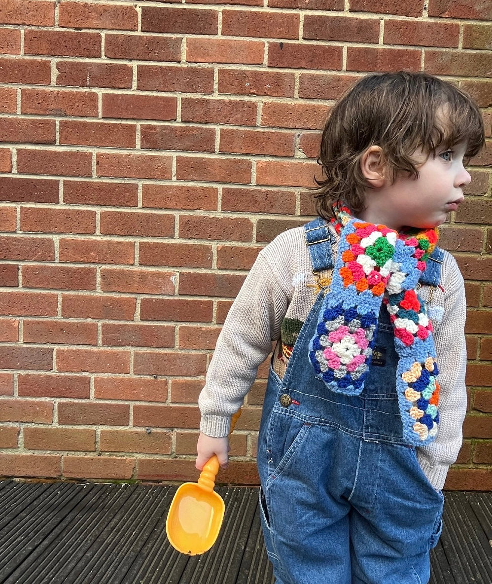 Titchy Kids Rainbow Crochet Scarf 🌈