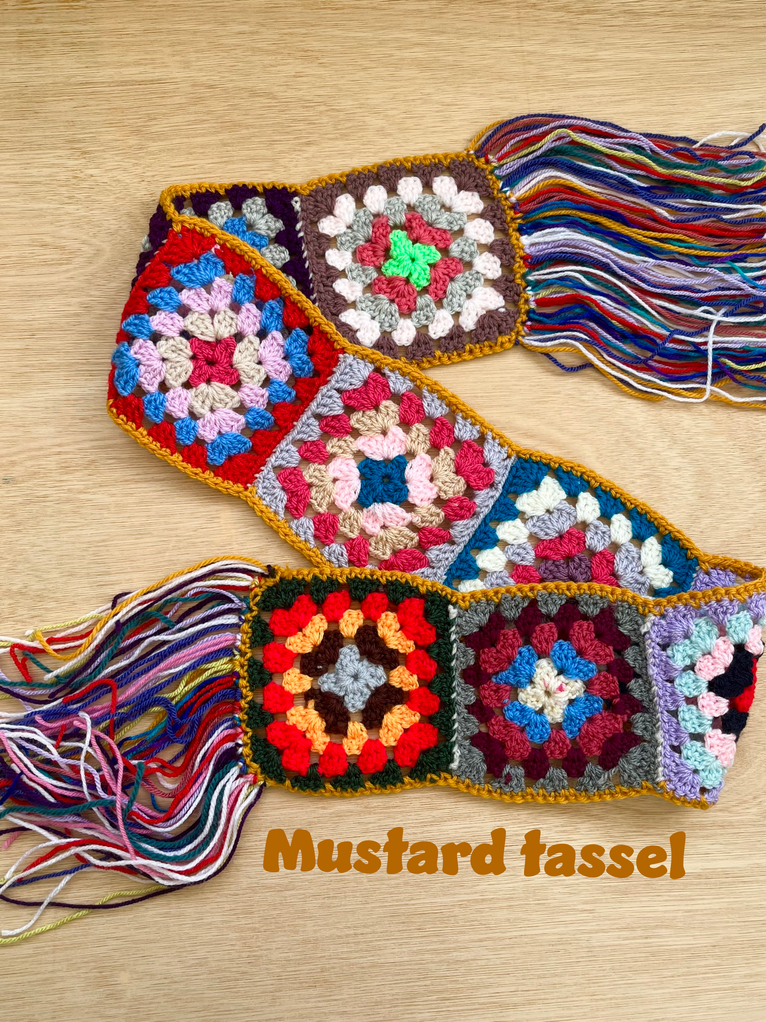 Titchy Kids Rainbow Crochet Scarf ๐