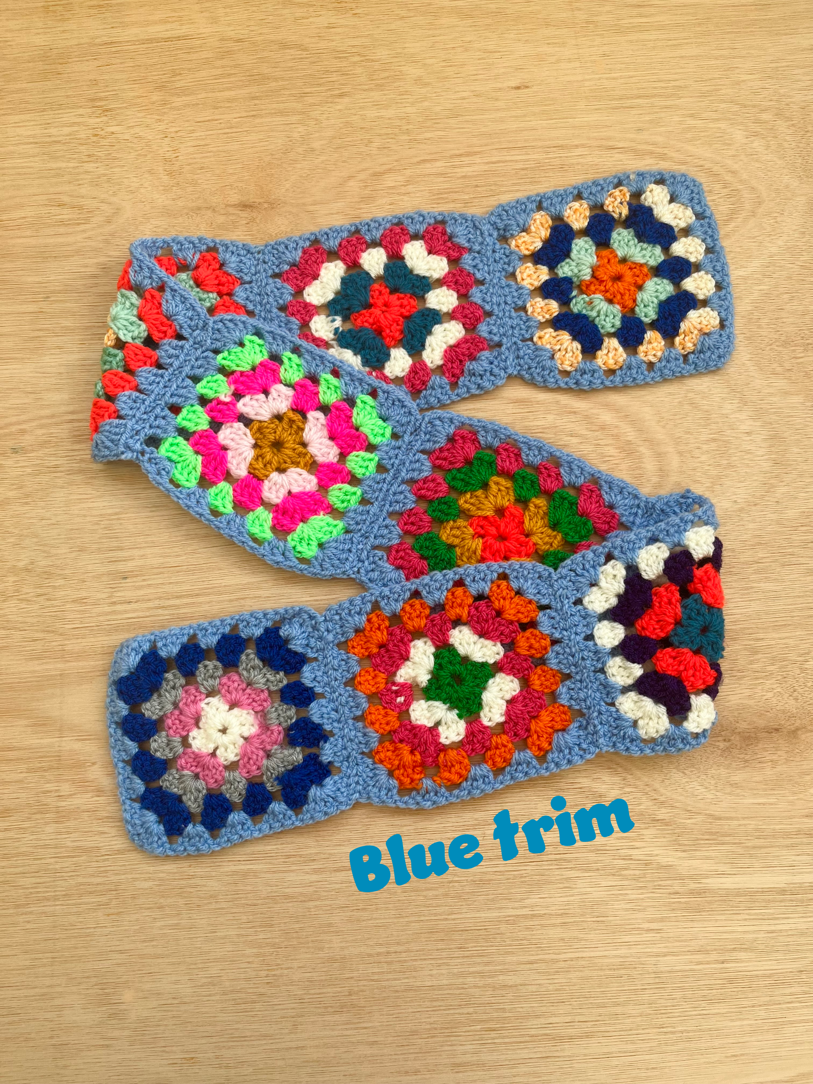 Titchy Kids Rainbow Crochet Scarf ๐