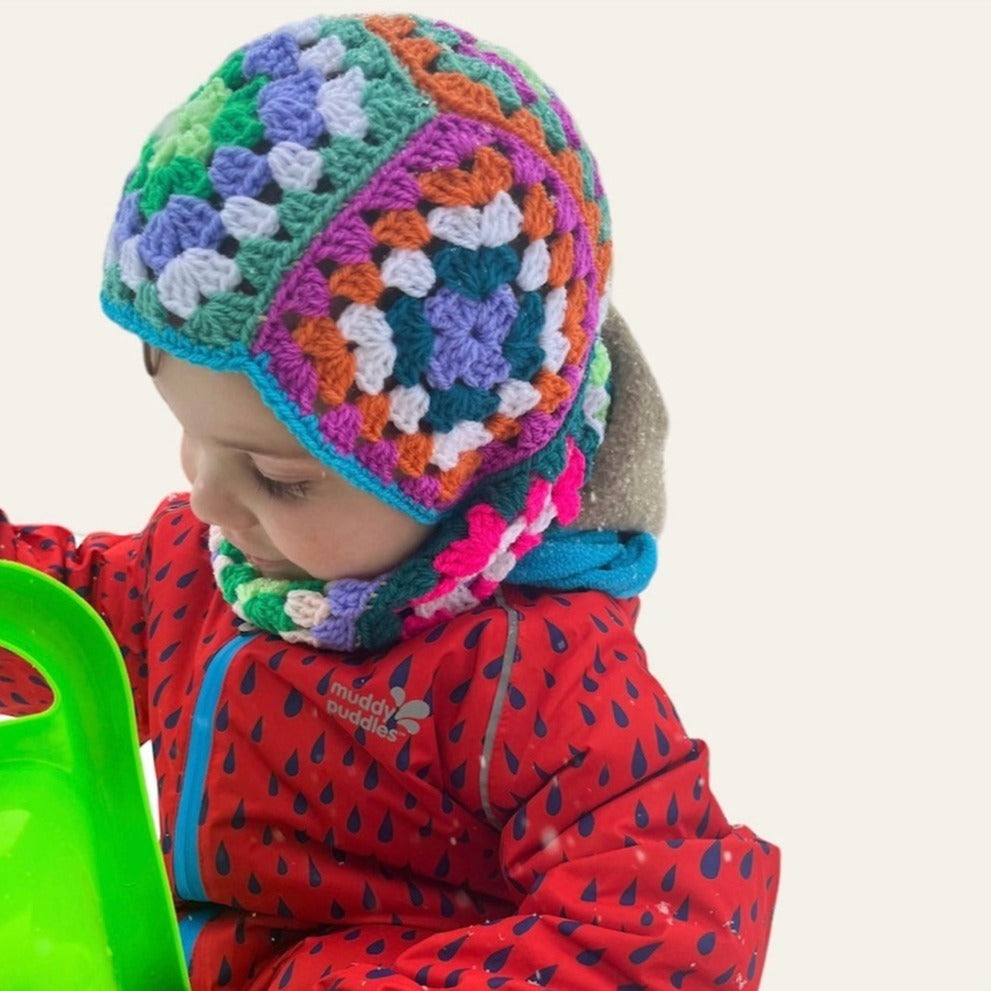 Titchy Kids Multi-Coloured Crochet Hood š