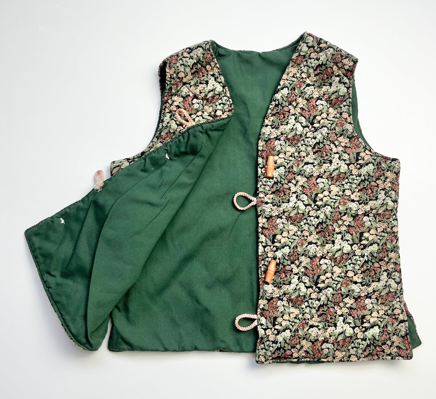 Vintage Floral Quilted Vest ~ 2 Years