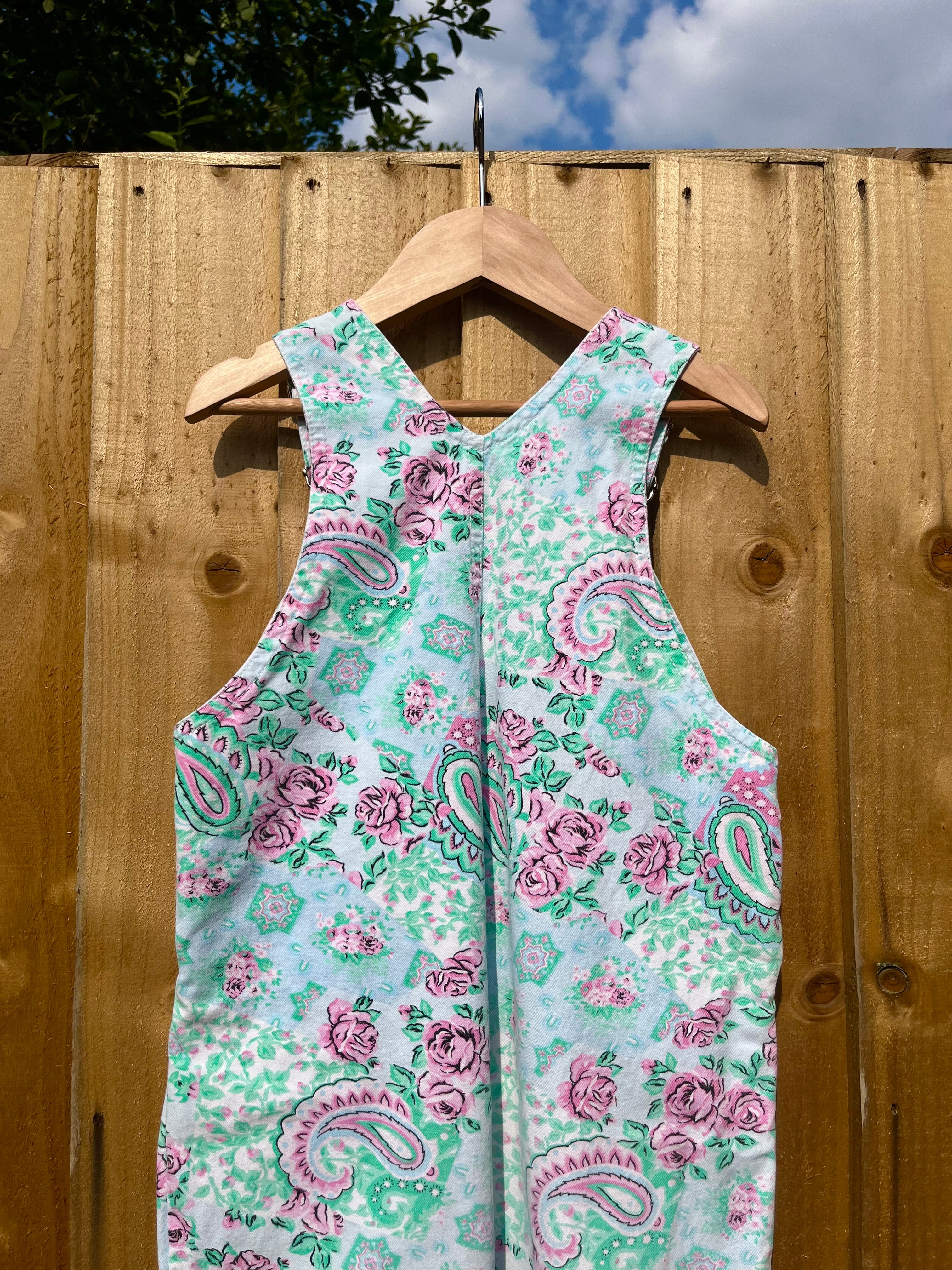 Beautiful Vintage Paisley Print Dungarees ~ 2-3 Years