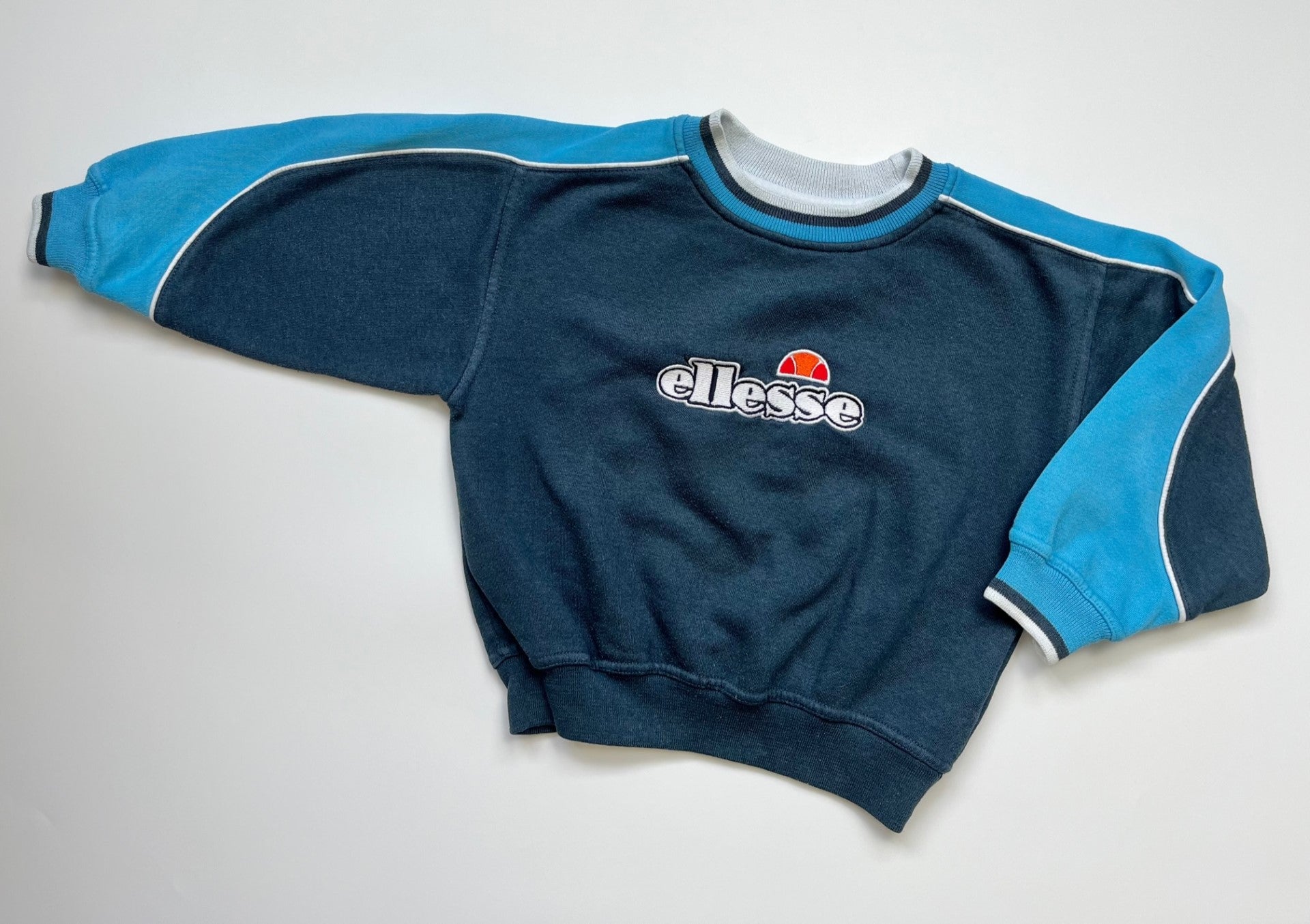 Vintage Ellesse Navy &amp; Blue Sweatshirt ~ 2-3 Years