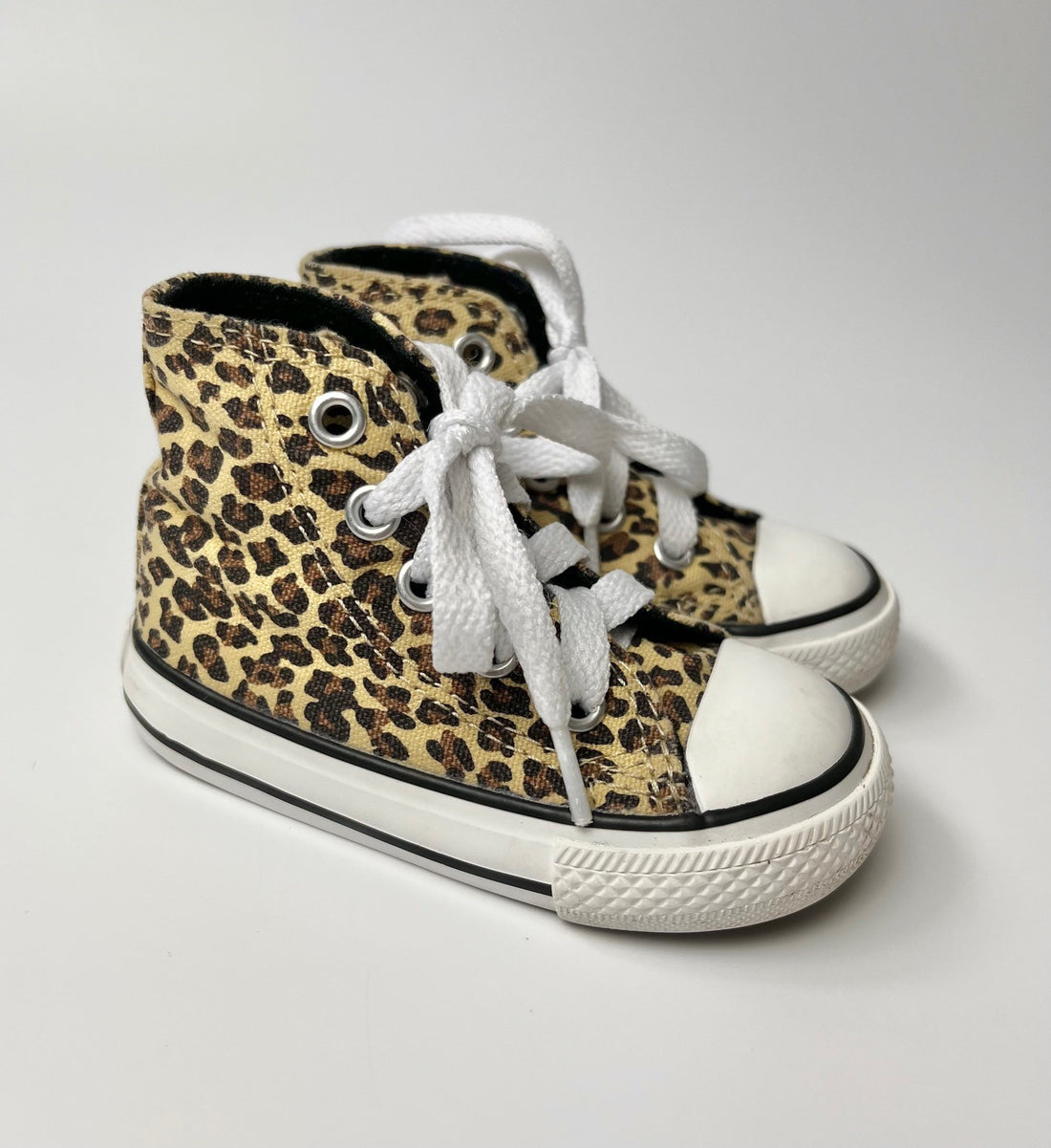 Leopard Print Converse Lace-Up Shoes ~ Infant Size 4